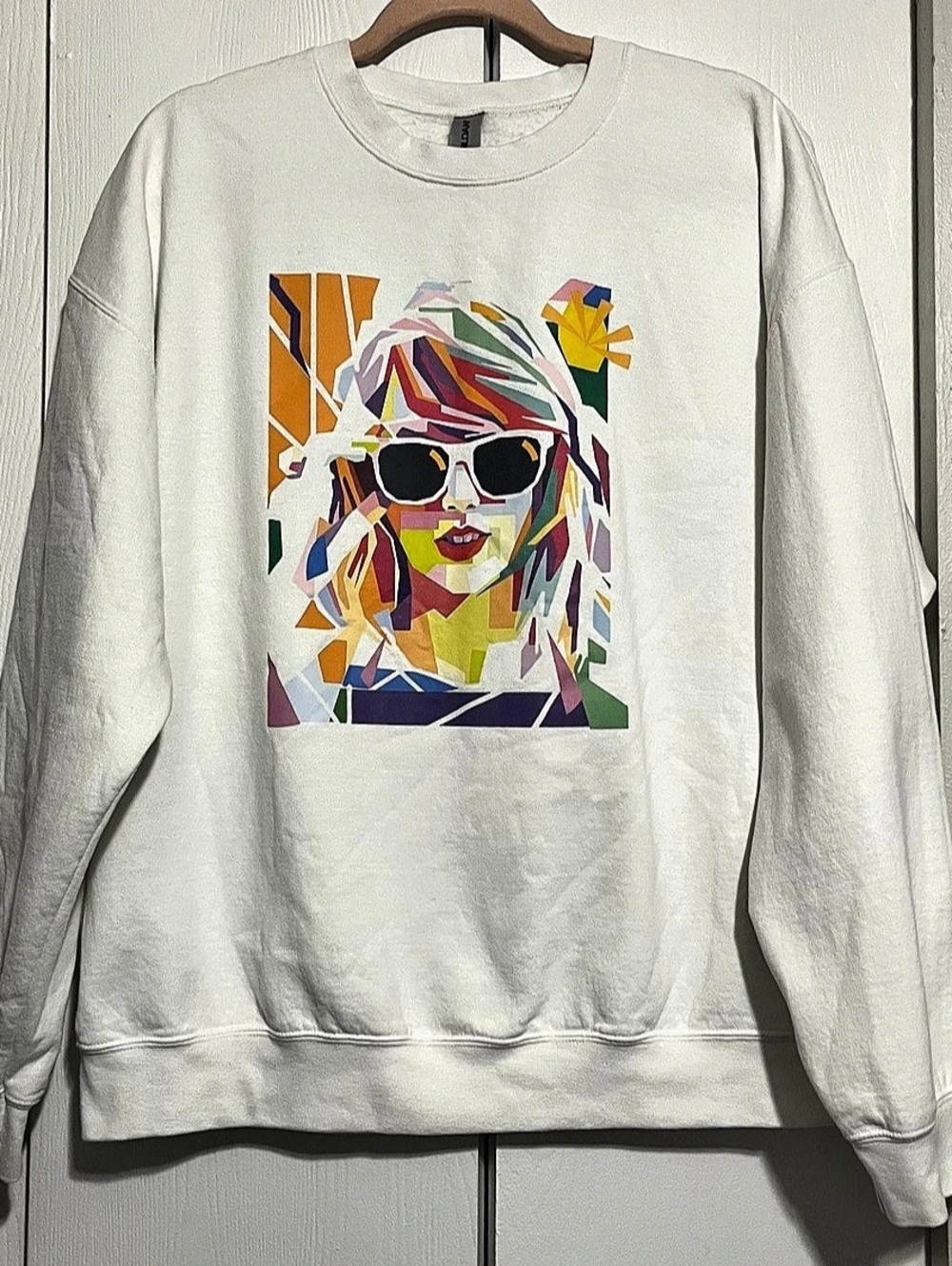 Taylor Swift Sweatshirt White Crewneck Graphic Mosaic Art Geometric Pullover XL